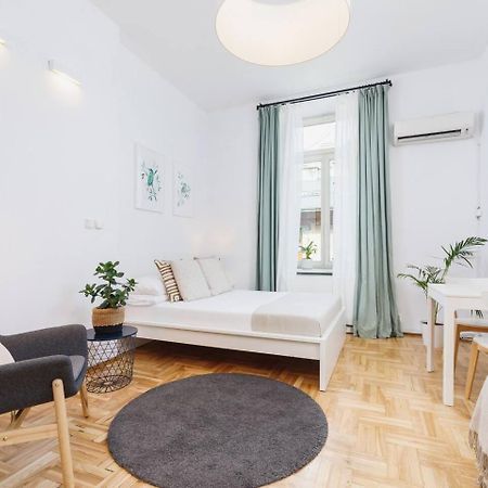 Private Parking - Old Town - Sw Krzyza 16 Street Apartment Красков Екстериор снимка
