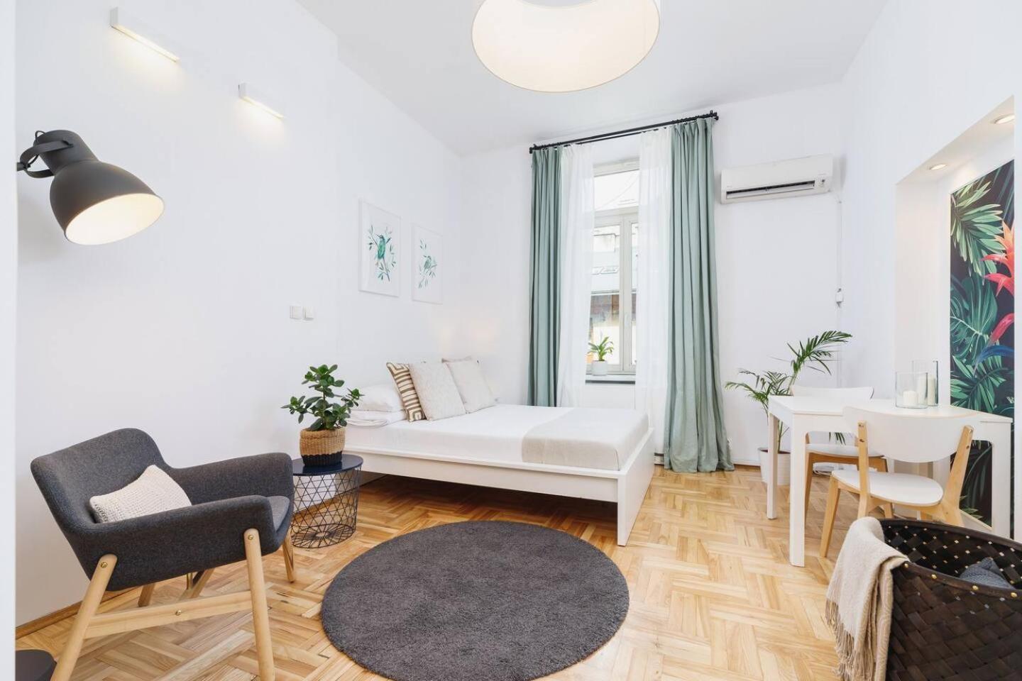 Private Parking - Old Town - Sw Krzyza 16 Street Apartment Красков Екстериор снимка